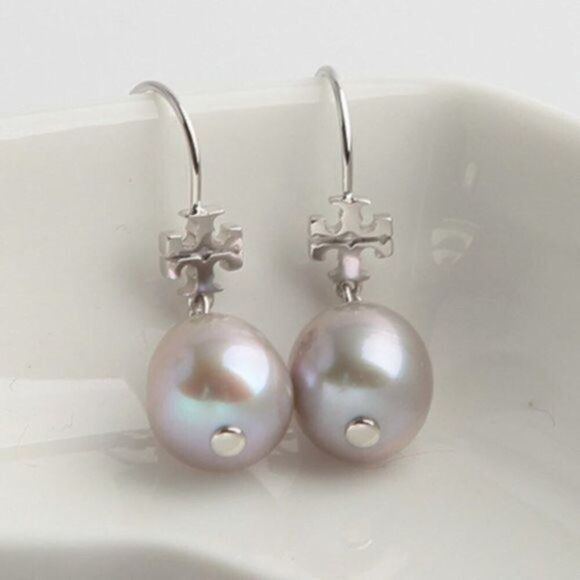 NW0T Tory Burch Silver Logo French Wire Gray Pearl Dangle Earrings - Picture 3 of 6
